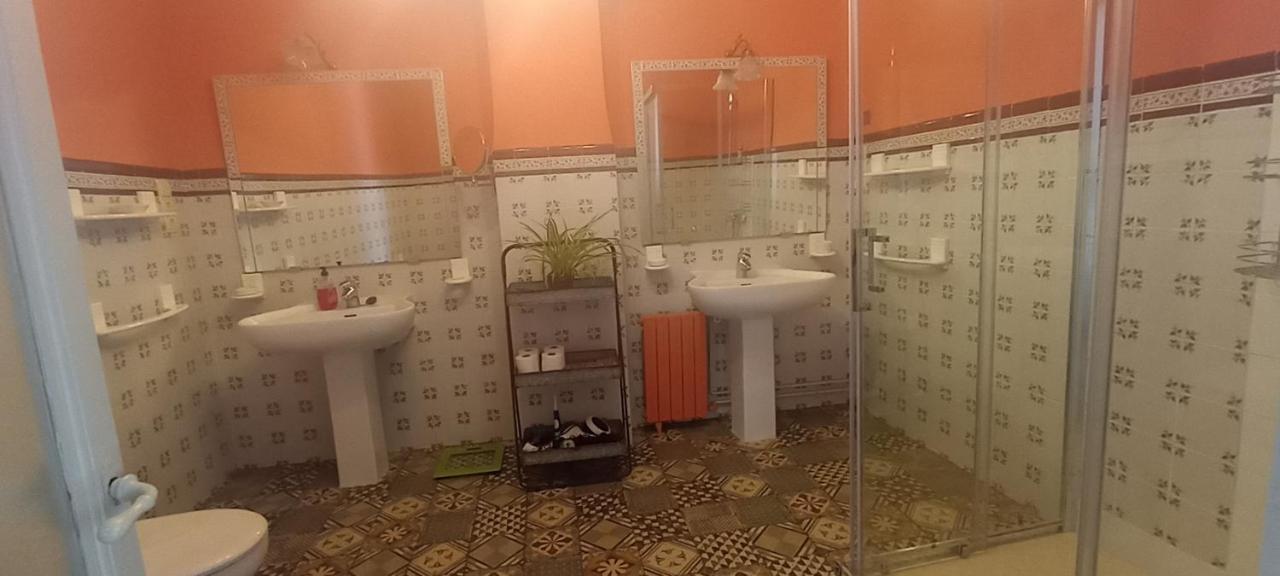 Casa Artistica Bed & Breakfast Gandia Bagian luar foto